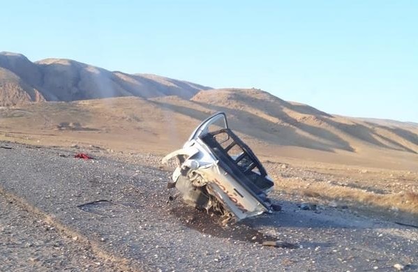 Une des voitures transportant des combattants YBŞ après l'attaque par la Turquie