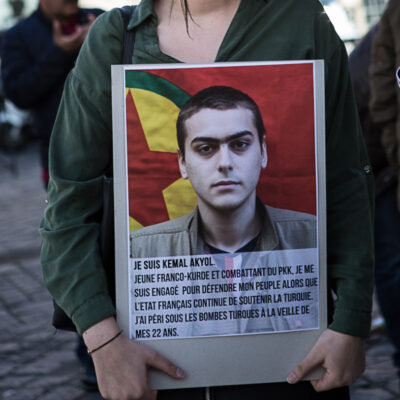 Hommage à Kemal Akyol lors d'une manifestation (archives)