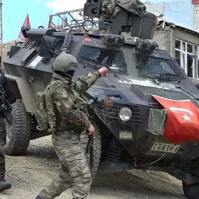 Blindé turc au Kurdistan