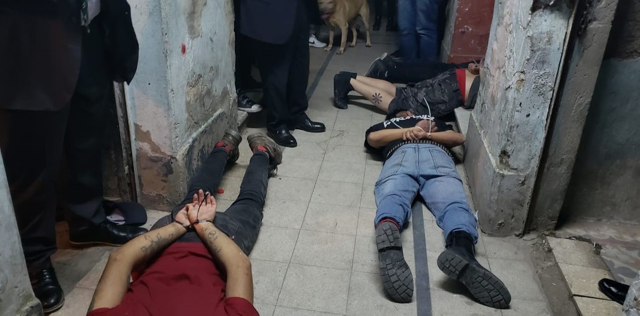 La rafle policière dansl e squat de Buenos Aires