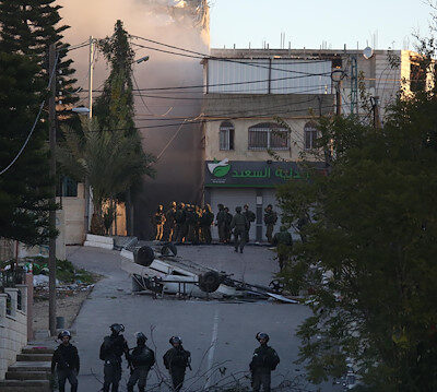 Les affrontements dans le camp de réfugiés d’Amari