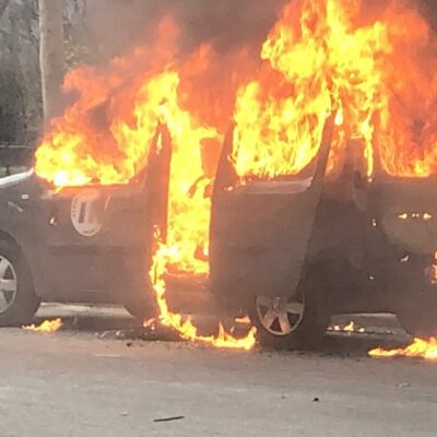 Le fourgon militaire incendié à Paris