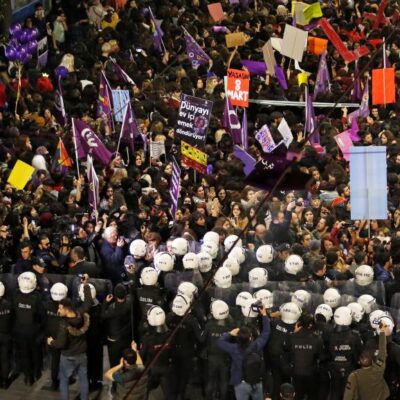 A Istanbul hier vendredi