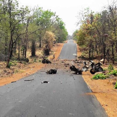 La guérilla fait exploser un convoi militaire