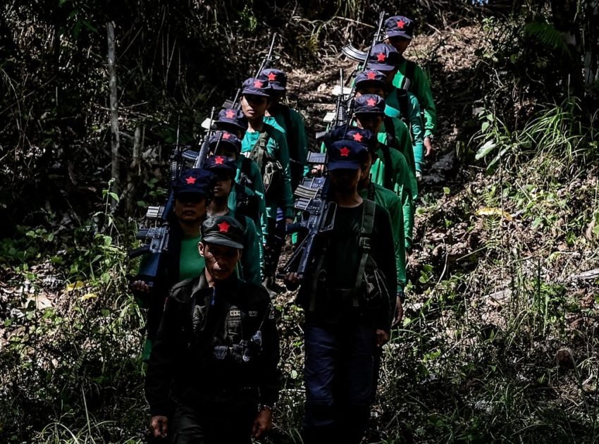 Combattants maoïstes