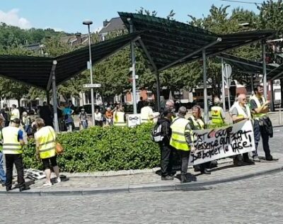 Gilets jaunes sur l’esplanade Saint-Léonard