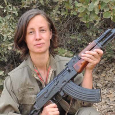 Sara Dorsin, commandante dans les YJA-STAR