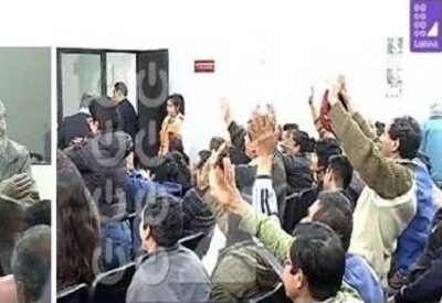 Les acclamations à l'audience