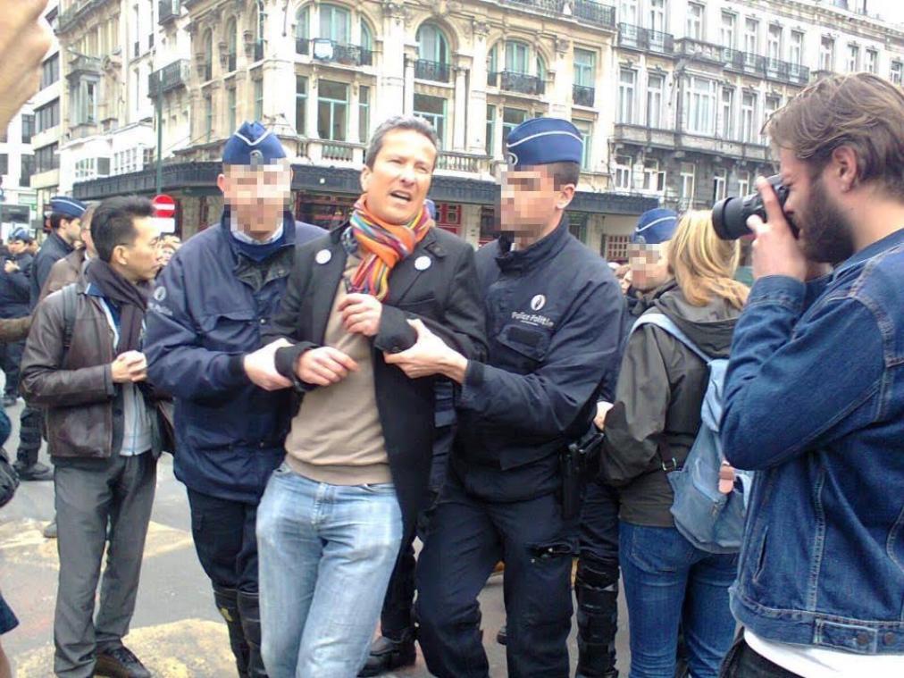 Arrestation d'Alexis Deswaef en 2016 sur ordre du commissaire Vandersmissen