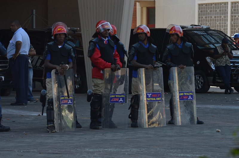 Déployement de forces de sécurité sur le campus de l'UKSN