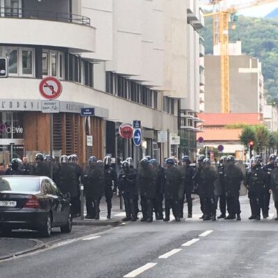 Barrage policier à Clermont-Ferrand