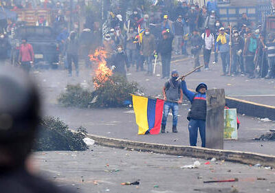 manifestation et état d'exception en Equateur