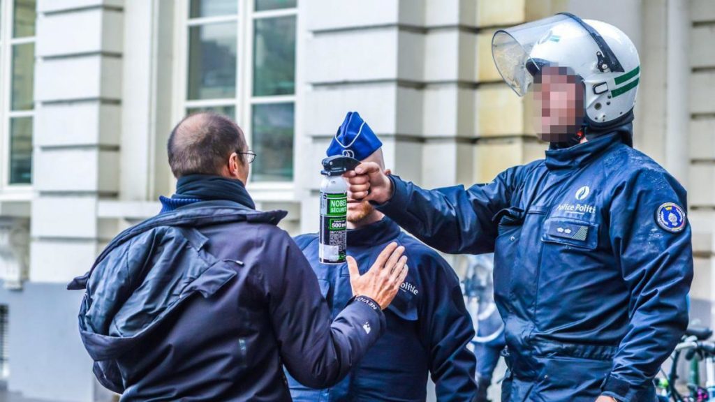 Olivier de Schutter une seconde avant le gazage