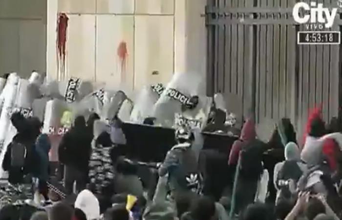 Affrontements entre policiers et étudiant·es en octobre en Colombie