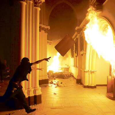 La mise à feu de l'église