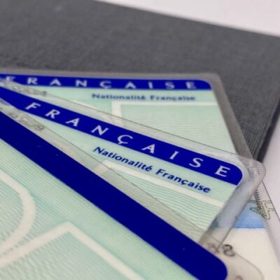 Cartes d'identité françaises