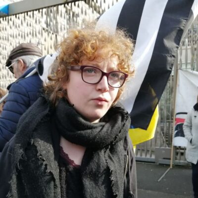 Aodren membre du collectif Dispac'h devant le tribunal de grande instance de Lorient