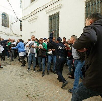 Répression des enseignants à Alger