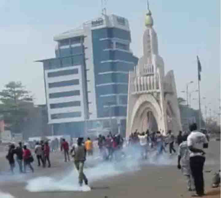 Répression de la marche des enseignants au Mali