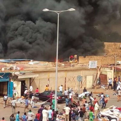 L'incendie du marché de Tagabati à Niamey