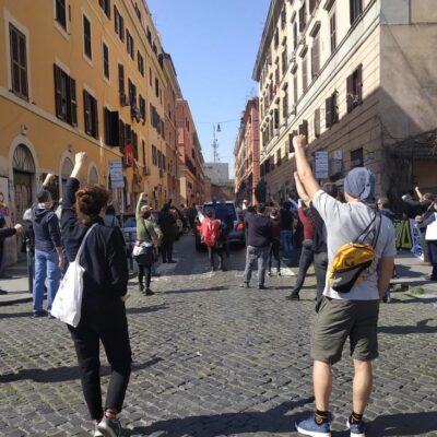 Le rassemblement d'hommage