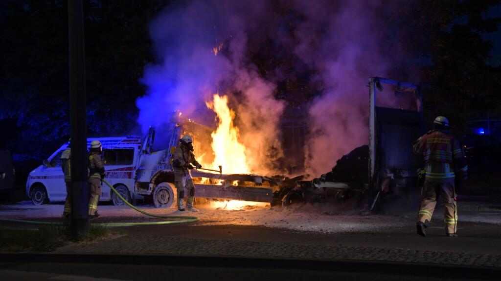 Attaque d'une entreprise en solidarité avec le Rojava