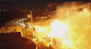 La jeunesse attaque un convoi militaire de l'armée d'occupation