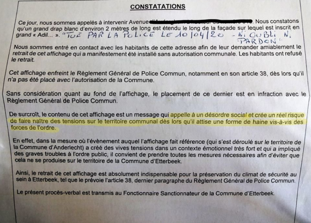 La police d'Etterbeek fait pression pour enlever une banderole réclamant la justice pour Adil