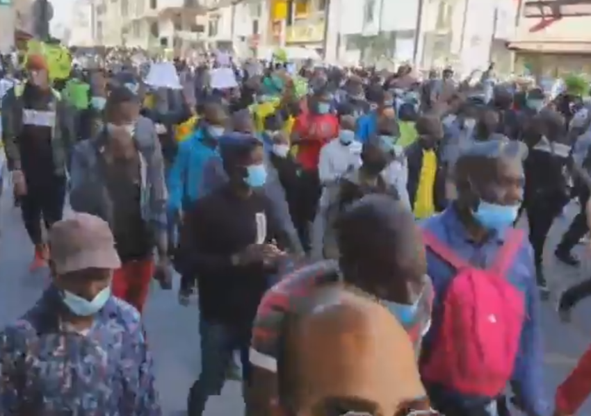 Manifestation pour le droit des sans-papiers