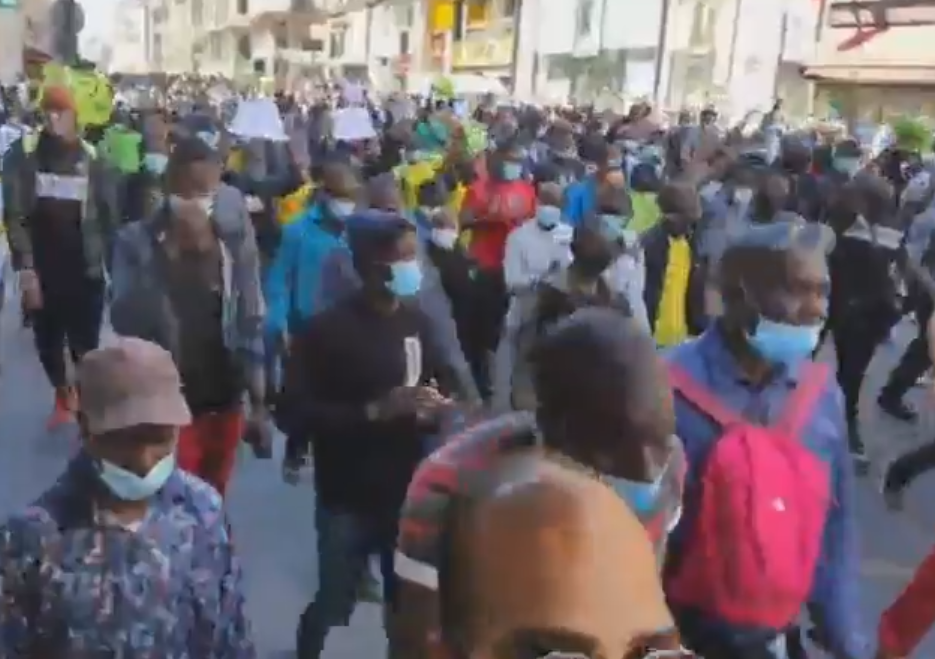 Manifestation pour le droit des sans-papiers