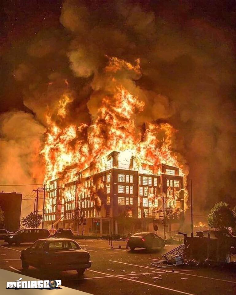 Troisième nuit de révolte suite au meurtre de George Floyd 