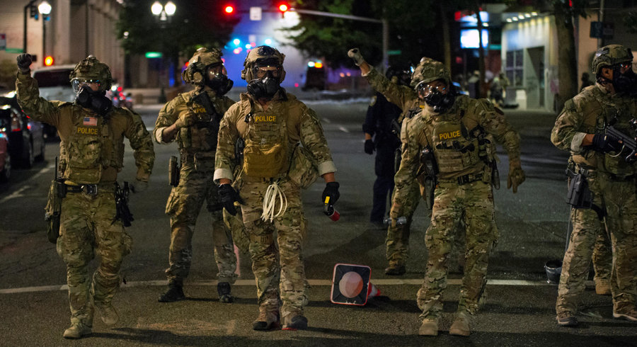 Agents fédéraux déployés à Portland
