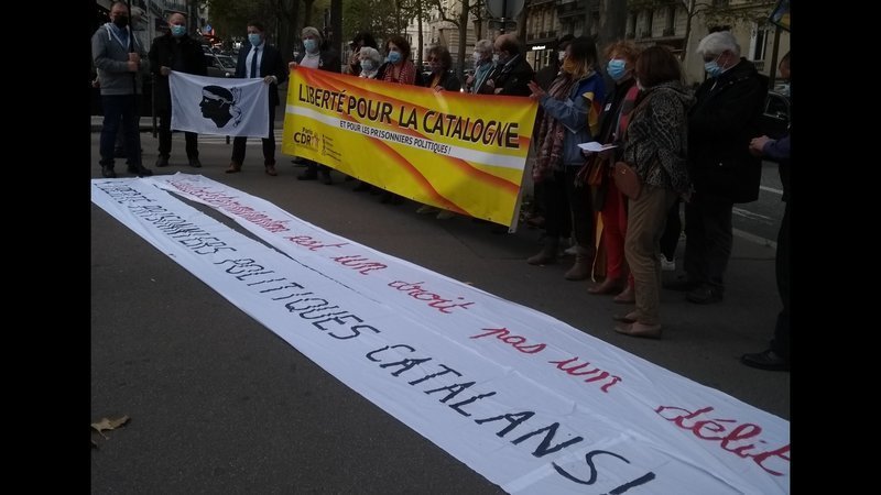 Rassemblement contre la répression en Catalogne 