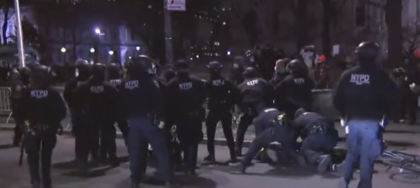 Répression d'une manifestation en hommage à Martin Luther King