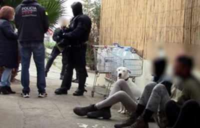 Huit militant·es soutenant Pablo Hasel emprisonné·es