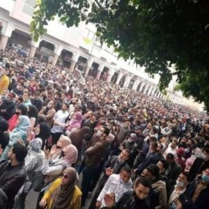 Manifestation des enseignant·es malgré l'interdiction