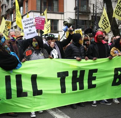 Nouveaux affrontements lors d'une manifestation Kill the Bill à Londres