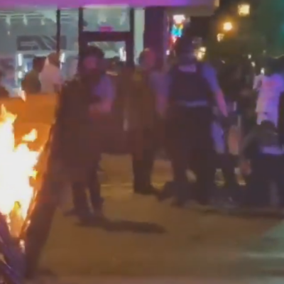 Manifestations suite à la mort d'un homme noir tué lors de son arrestation à Minneapolis