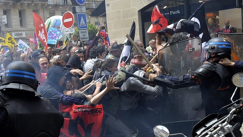 Affrontements à Paris hier jeudi