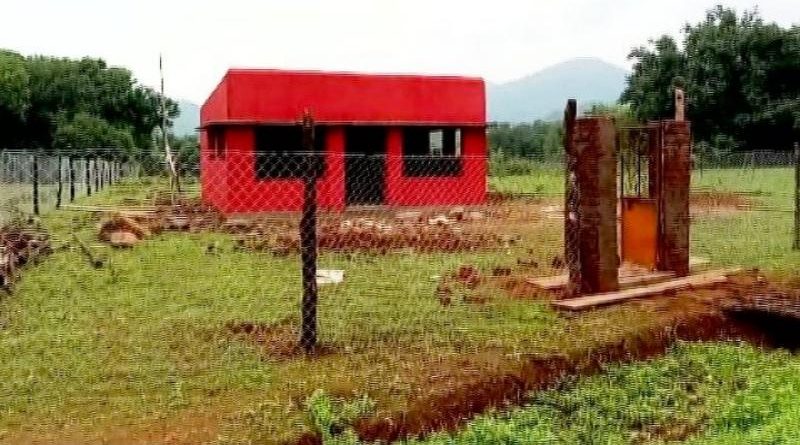 Campement maoïste permanent