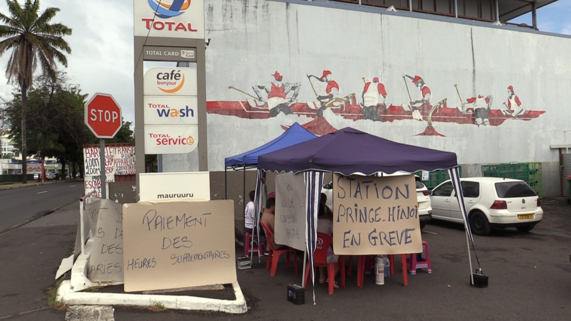 La grève chez Total à Tahiti