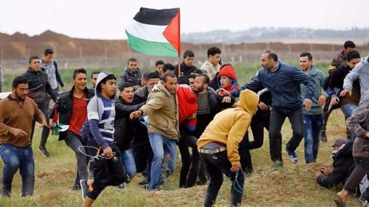 Evacuation d'un manifestant blessé vendredi à Gaza