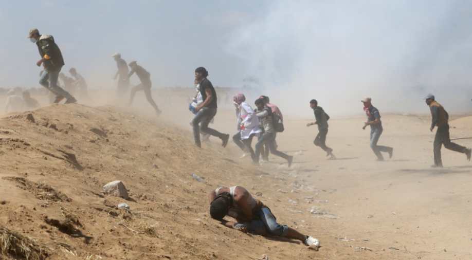 Maniestants à la frontière de Gaza