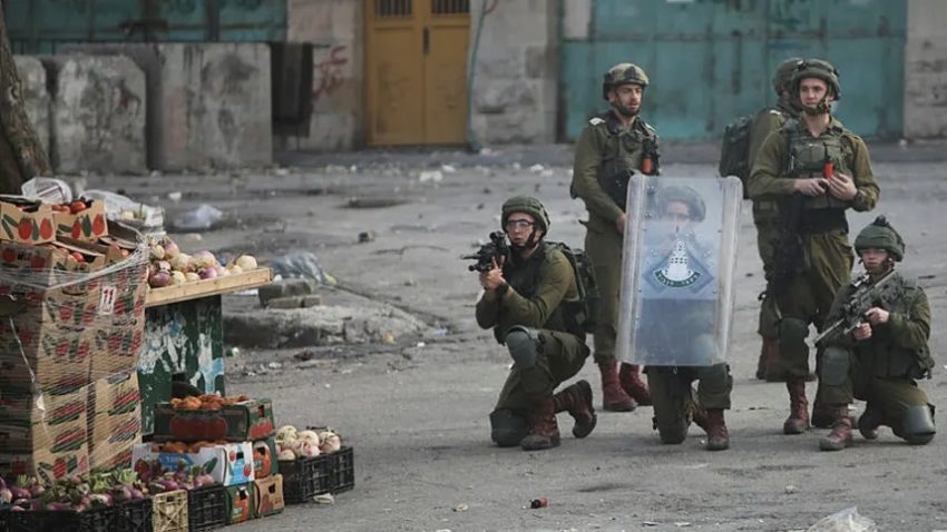 Les forces d'occupation à Hebron