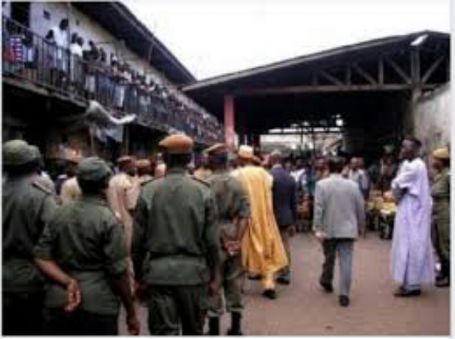 Cameroun Mutinerie à La Prison De Yaoundé Kondengui 1631