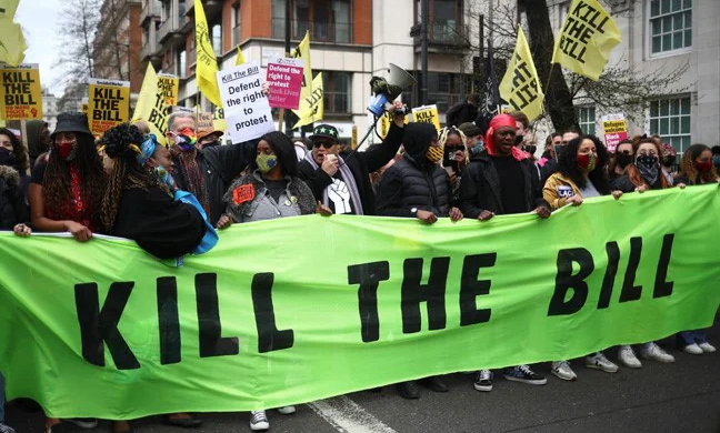 Nouveaux affrontements lors d'une manifestation Kill the Bill à Londres